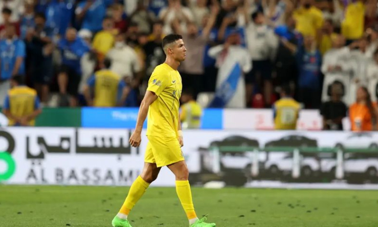 Изместиха мач на Роналдо заради нарастващото напрежение между Иран и Израел