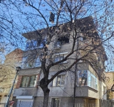 Пожар в жилищна сграда в Южен 