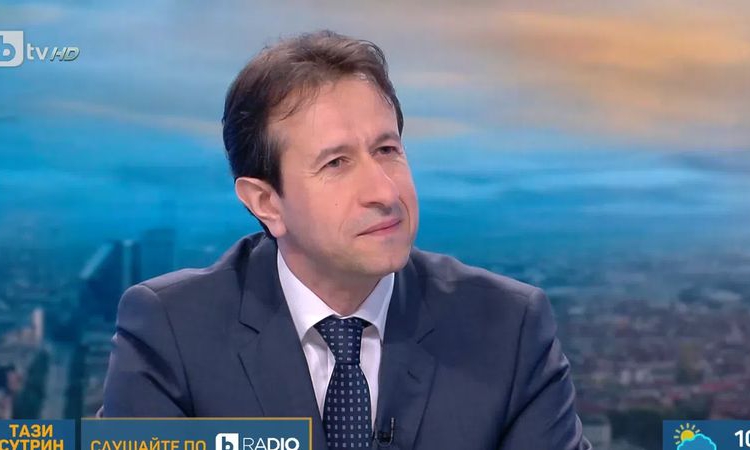 Корман Исмаилов: Чакъров отиде при чакъровците, Пеевски ще царува по-малко от Доган