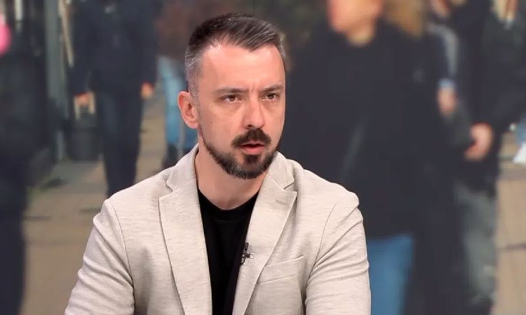 Кристиян Шкварек: Не би трябвало да обяснявам защо е нормален бракът между мъжа и жената