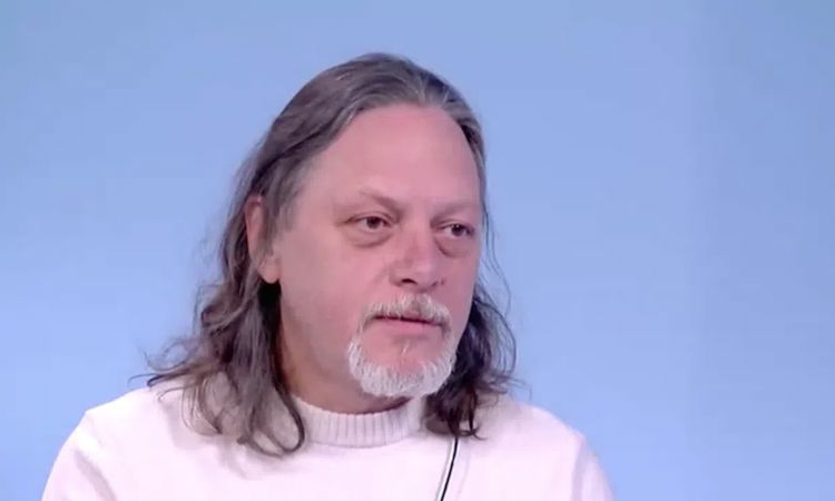 Алгафари към Радев: Безсмислените туристически пътувания, на гърба на социално слабите, са разхищение