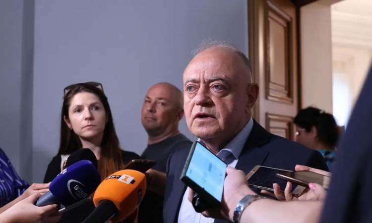 Ген. Атанасов: Руски хибриден саботаж срещу самолета на Фон дер Лайен - незабавни мерки за националната сигурност