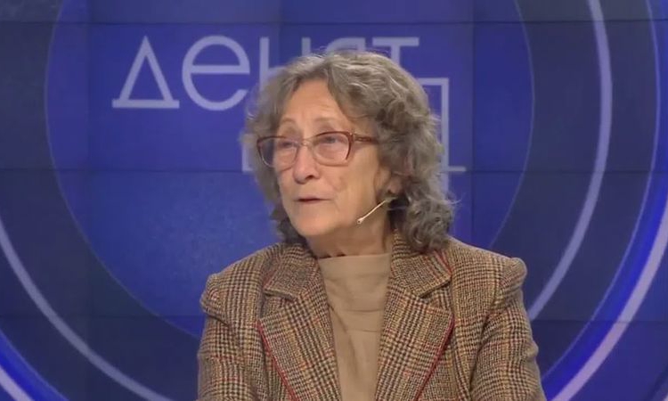 Нешка Робева за волейболистите: Направиха ни отново народ, изненадват със скромност и устрем