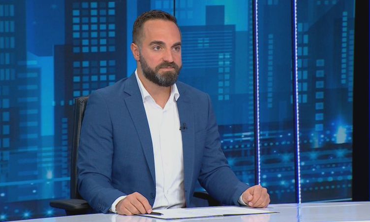 ПП пита: Защо Пеевски използва най-скъпата кола на НСО, която е бронирана?