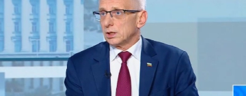Акад. Николай Денков: Борисов иска да вкара повече Пеевски във властта