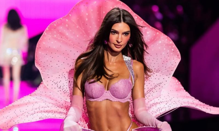 Емили Ратайковски - за първи път като &quot;ангел&quot; на Victoria's Secret 