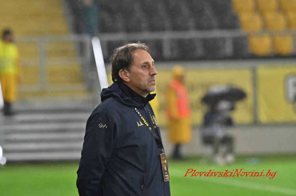 Треньорът на Добруджа: Отново се бихме сами