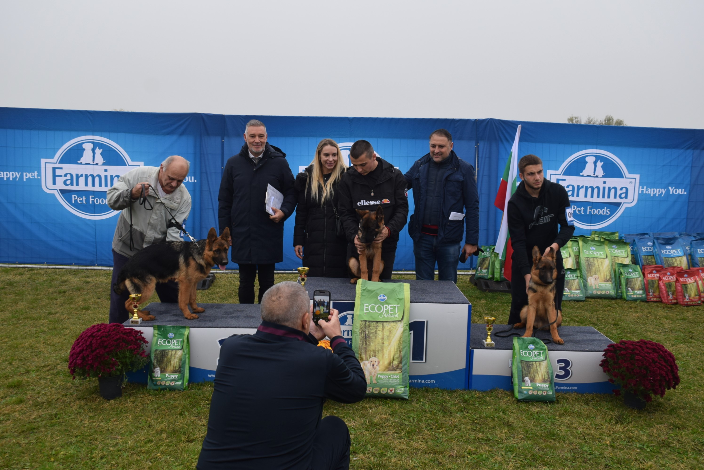 Младежи от Община Марица блестят на изложба за немско овчарско куче в Калековец 