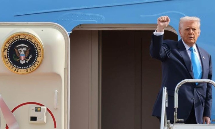 Тръмп се шегува, че е първият бивш готвач в &quot;Макдоналдс&quot;, станал президент