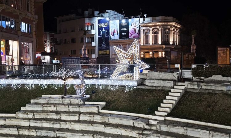 Рекордно дълга ваканция за Коледа и Нова година 2025/2026