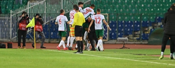 България излиза без напрежение в търсене на първи точки за световните квалификации