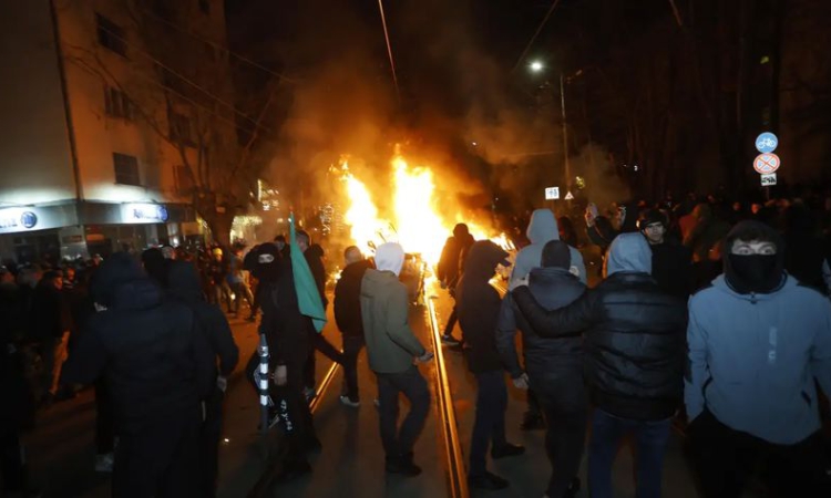 Кметът на столичния район &quot;Оборище&quot;: Имаше хора, които молеха полицаите да се намесят, но те не помръднаха