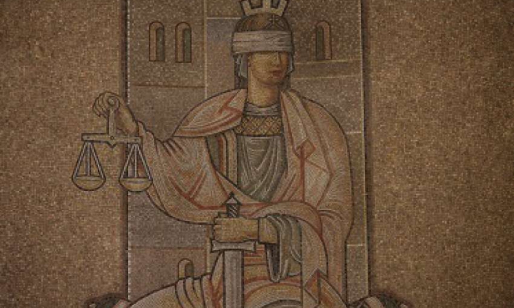 Арест за мъж за системен тормоз над жена: Ще поръчам на някой да те залее с киселина и ще те прегазя с колата