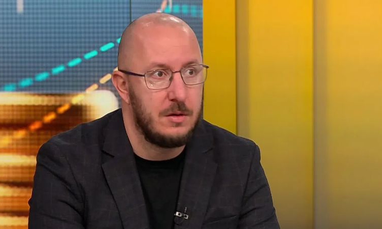 Михаил Кръстев коментира удължителен или редовен бюджет е по-добрият вариант