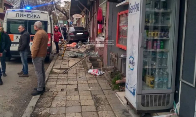 Във Варна: Шофьор помете хора на тротоар, две жени са загинали
