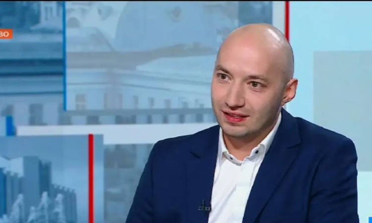 Димитър Ганев: Нов играч на терена ще има, ако не е Радев на тези избори, ще е друг на следващите