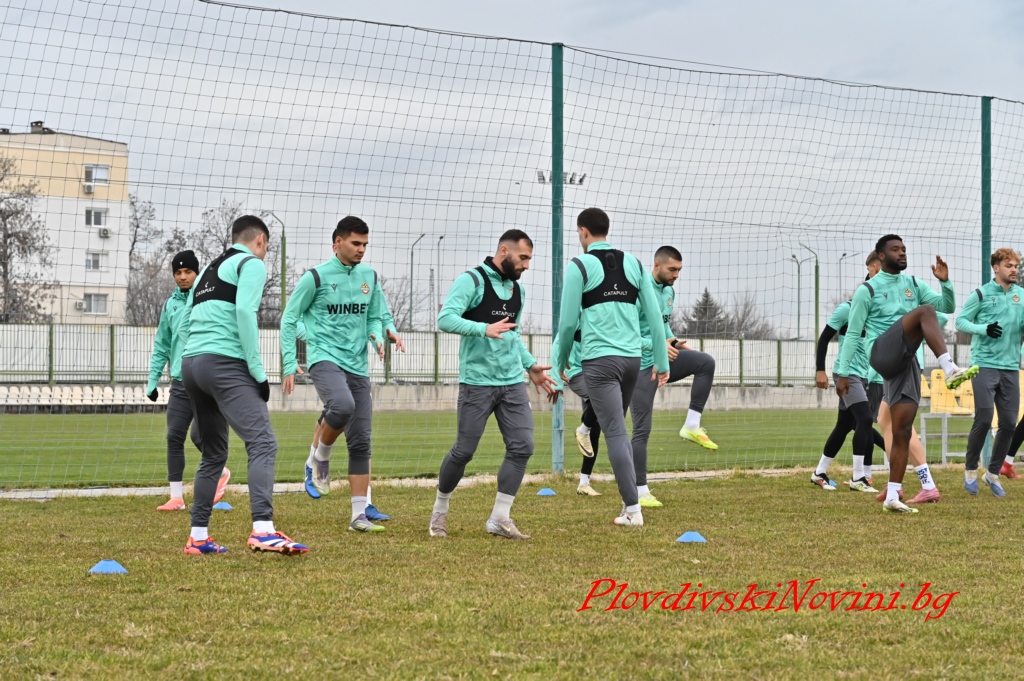 Ботев се прибира предсрочно от Турция