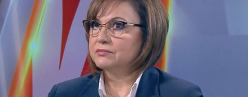 Нинова: Опашка от службогонци се нареди зад Румен Радев