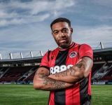 Съдят звездата на Локо Сф за нанасяне на телесна повреда