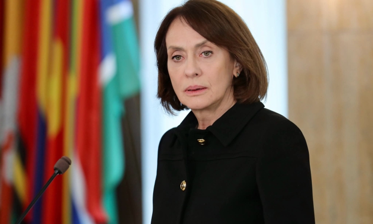 Муцунски поиска среща с Надежда Нейнски