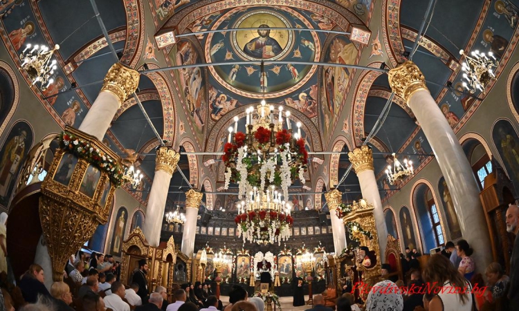 Православната църква чества Архангел Гавриил