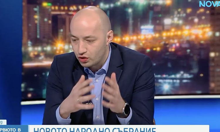 Димитър Ганев: Промяната в конфигурацията на Народното събрание води до нов тип отношения