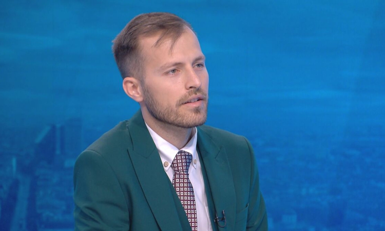 Искрен Митев: Раздялата между ПП и ДБ е дори закъсняла!