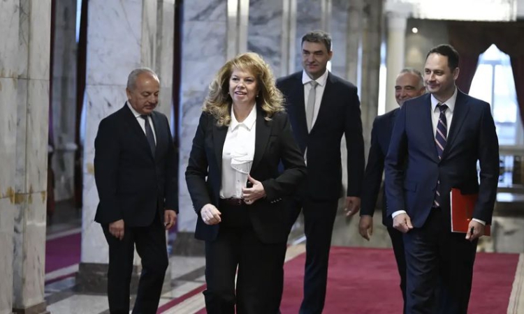ПБ взе властта, но вместо реформи ще трупа нови дългове