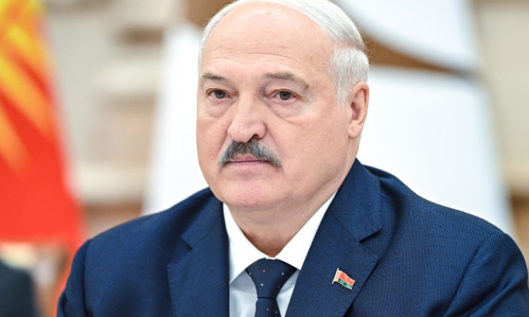 Лукашенко: Имах разговор с представители на Володимир Зеленски