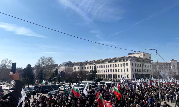 Ангел Георгиев : ГЕРБ се върнаха на власт. С тях се върнаха и старите мутренски методи