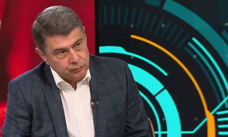 Димо Гяуров: В България извира от руски шпиони