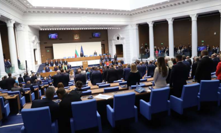 Парламентът решава ще има ли ПГ на МЕЧ