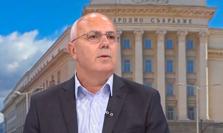 Проф. Веселин Вучков: В момента в МВР има много началници и малко редови изпълнители, трябва задължителна реформа