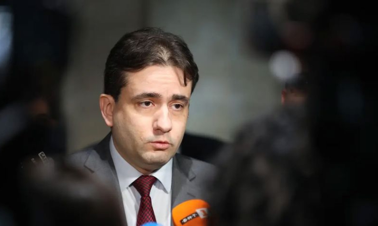 Повдигнаха обвинение на Божидар Божанов