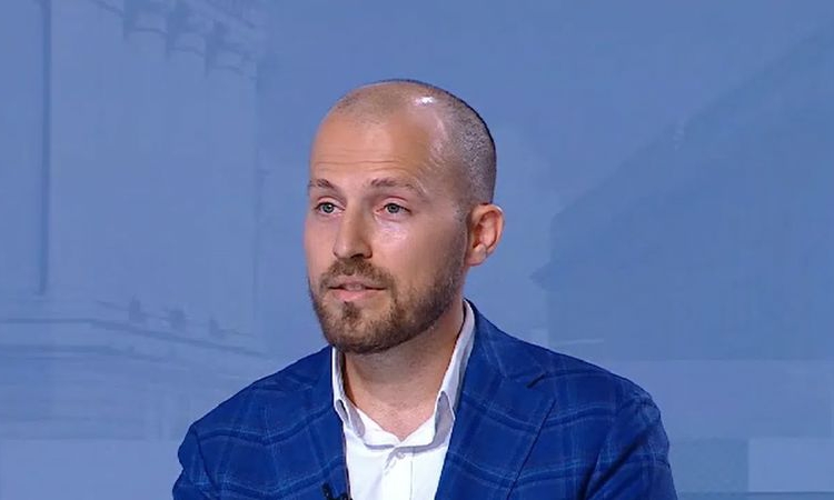 Искрен Митев предположи, че Борисов се готви за президент и отбеляза: Действията му от миналото си имат цена
