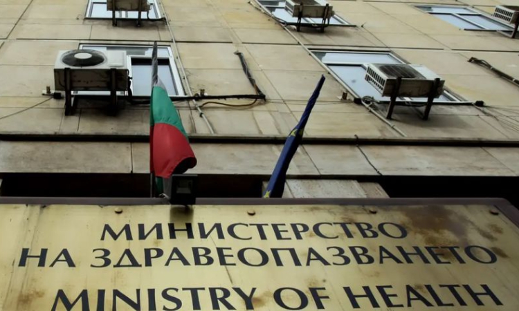 МЗ с ценни съвети за безопасност в жегата