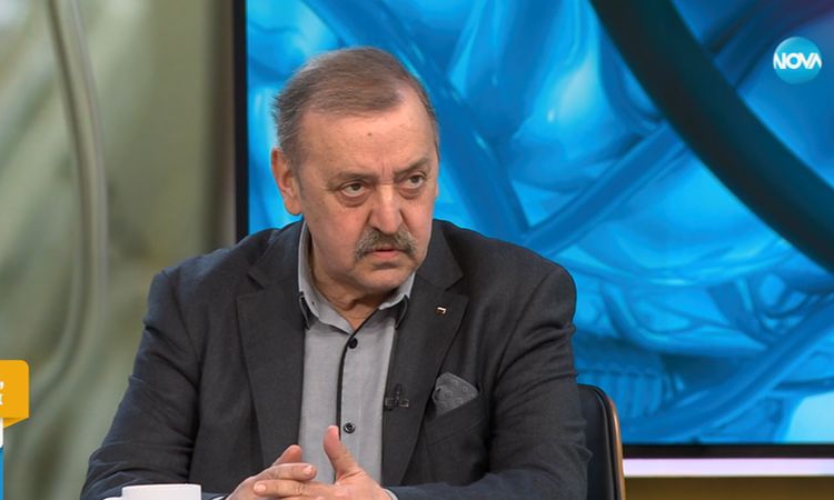 Проф. Кантарджиев подчерта, че е важно хората да се подготвят за сезона с няколко прости стъпки; грипът е близо