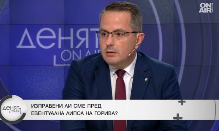 Цончо Ганев: Сделката за "Лукойл" е задвижена и нищо не зависи от България
