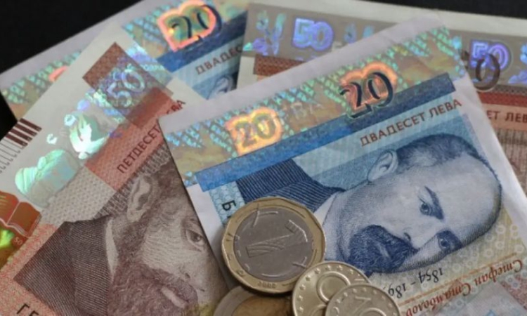 Евростат: България е сред държавите в ЕС с най-висок дял на работещи в риск от бедност