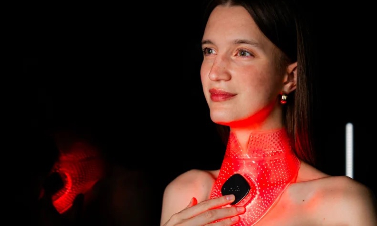 47% от жените се чувстват неуверени заради признаците на стареене по шията, деколтето и ръцете