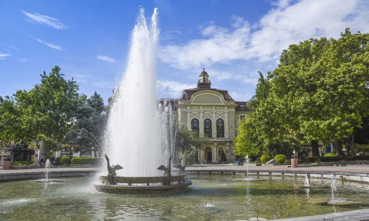 Кметът Костадин Димитров: Изграждаме нова улица в „Западен“ – „Парк Отдих и култура” 