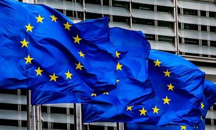 ЕС плати още 5,9 млрд. евро на Украйна, общата помощ надхвърля 187 млрд.