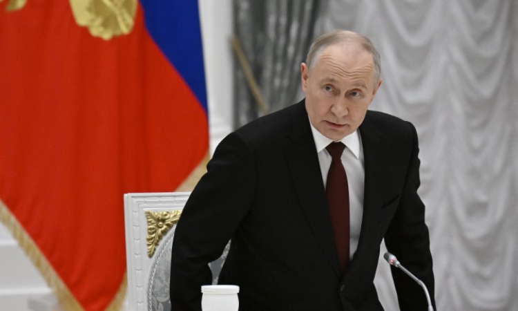 Путин посети пункт на управление на руските сили в Украйна