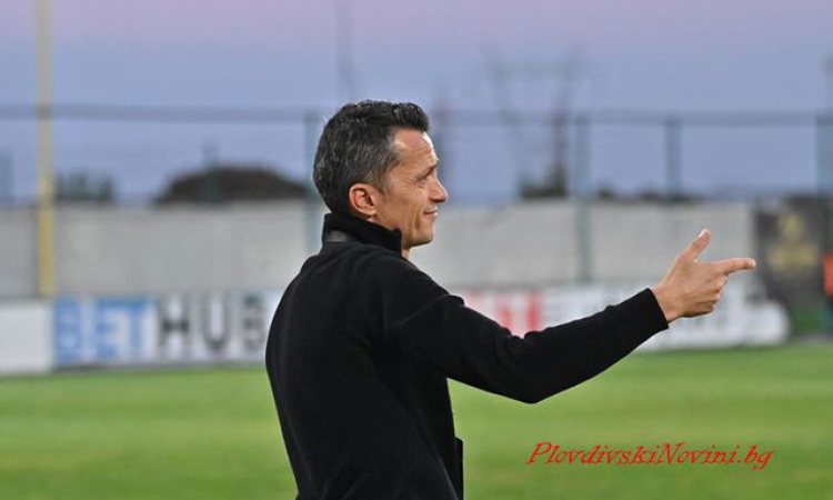 Христо Янев: Гледаме само Годой, а не останалите 10 човека, които си скъсаха г**а от тичане