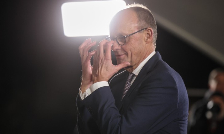 Мерц към Путин: Спри ударите срещу Украйна поне за Коледа