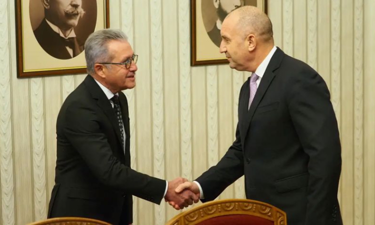 И ДПС-Ново начало е за машинен вот, но не и с тези машини