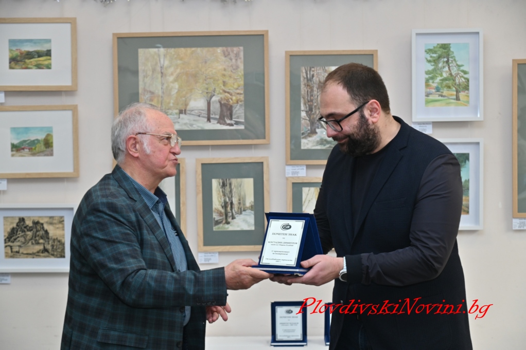 СБЖ отличи хората помогнали за площад "Журналист"