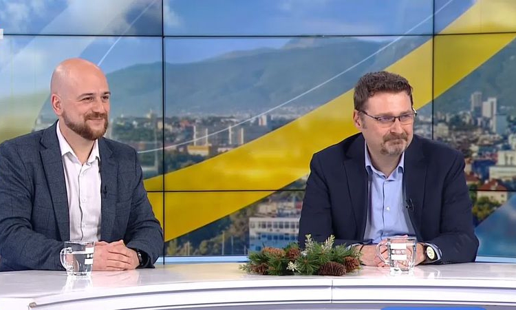 Социолози разкриха какво ще се случи, ако президентът Радев участва в изборите