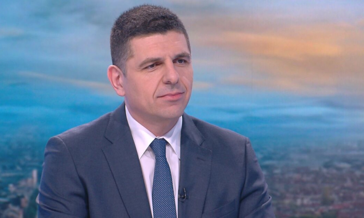 Ивайло Мирчев: Днес ще поискаме свалянето на охраната на Делян Пеевски