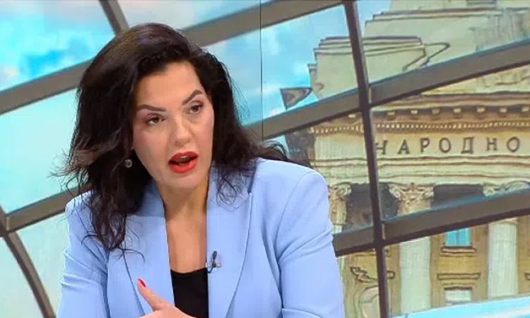 Цветанка Андреева: Обществото да има едно наум за Радев